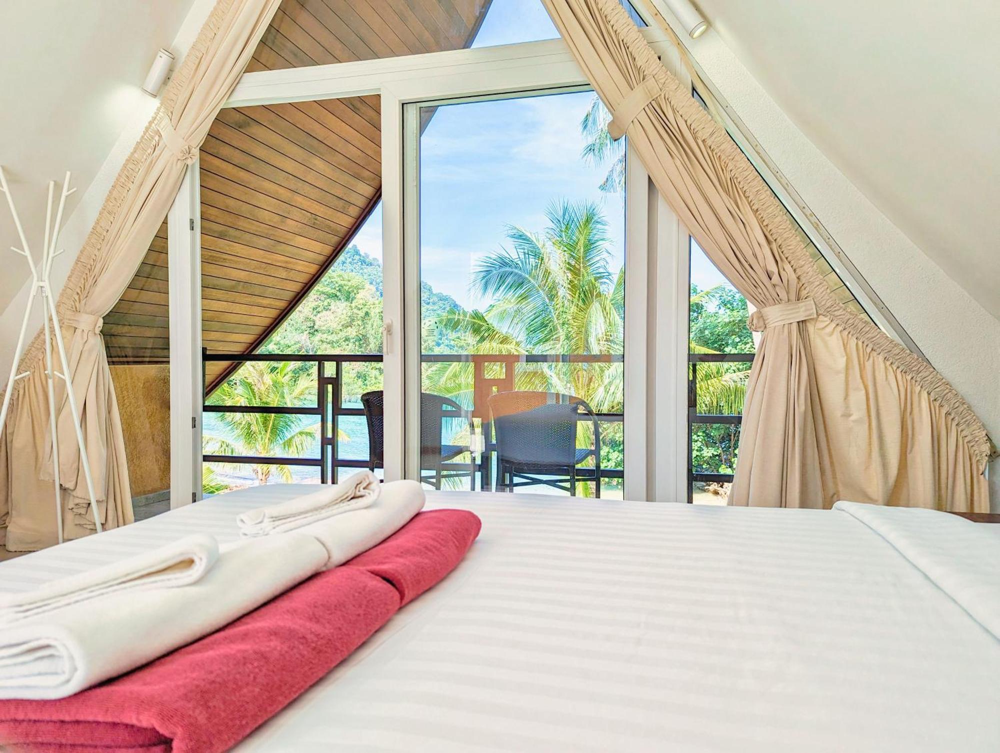 Half Moon Beach Villa - By Kohchangvillas كو تشانغ المظهر الخارجي الصورة